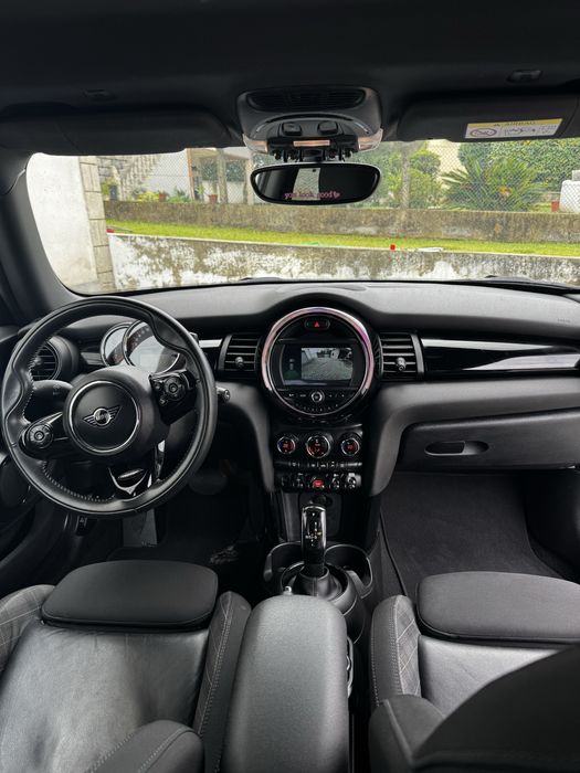 Mini Cooper D 2019 | 60.000 km | 1 dono | Revisões na marca