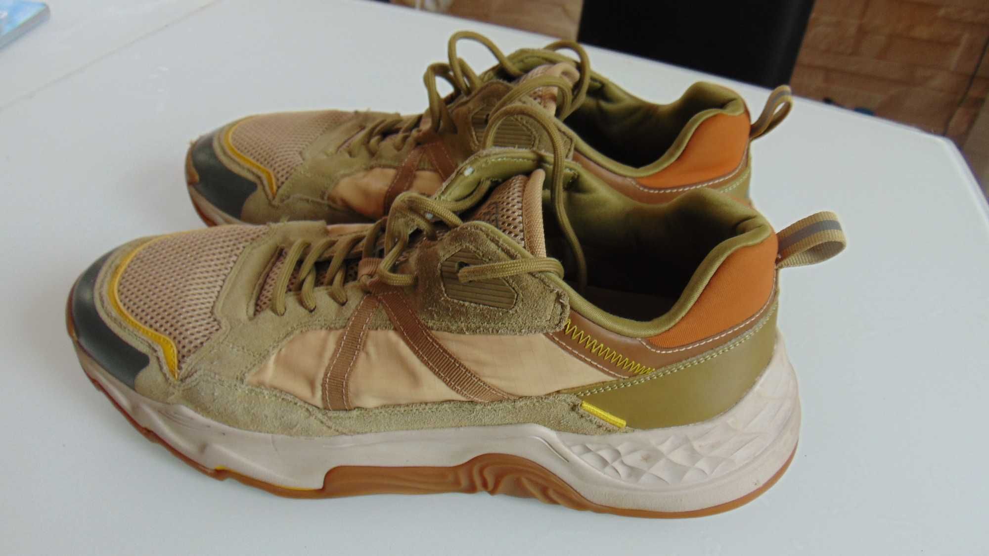 Camel Active eur 44 świetne Sneakersy