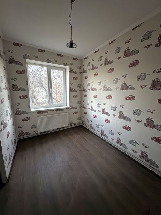 В продажу будинок в 10 хвилинах від центру