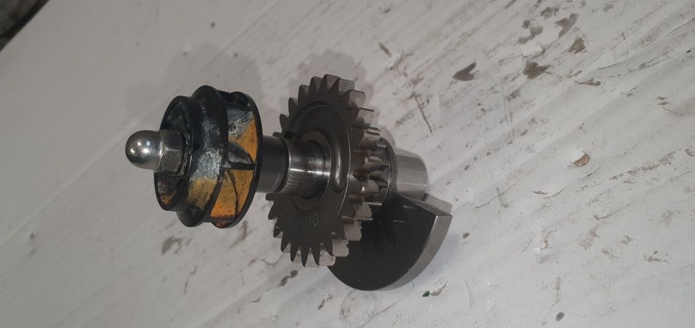 Wałek Wyrównujacy Balanser pompy wody Ktm Sxf 250 sxf 350 Fc rok 16-25