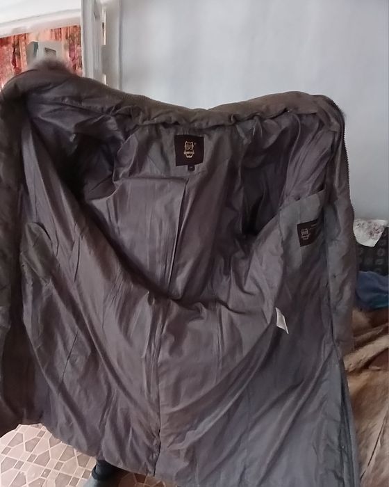 Пальто зимове з хутром песця