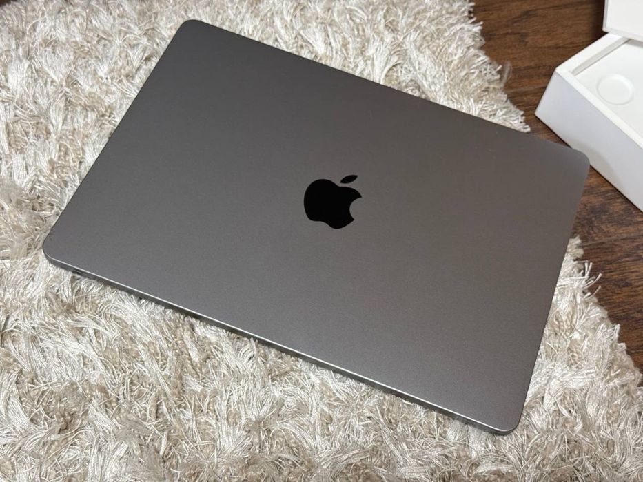 Macbook Air M3 13.6 16/512gb