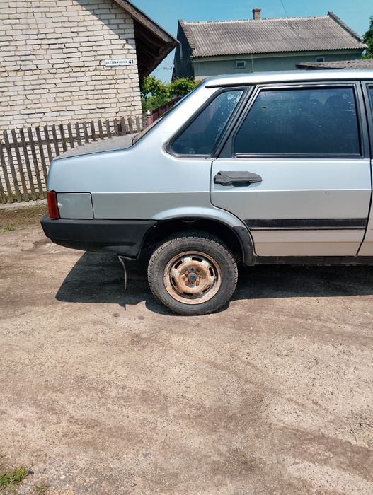 Ваз 21099  Торг . Срочно!