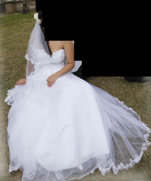 suknia ślubna biala
