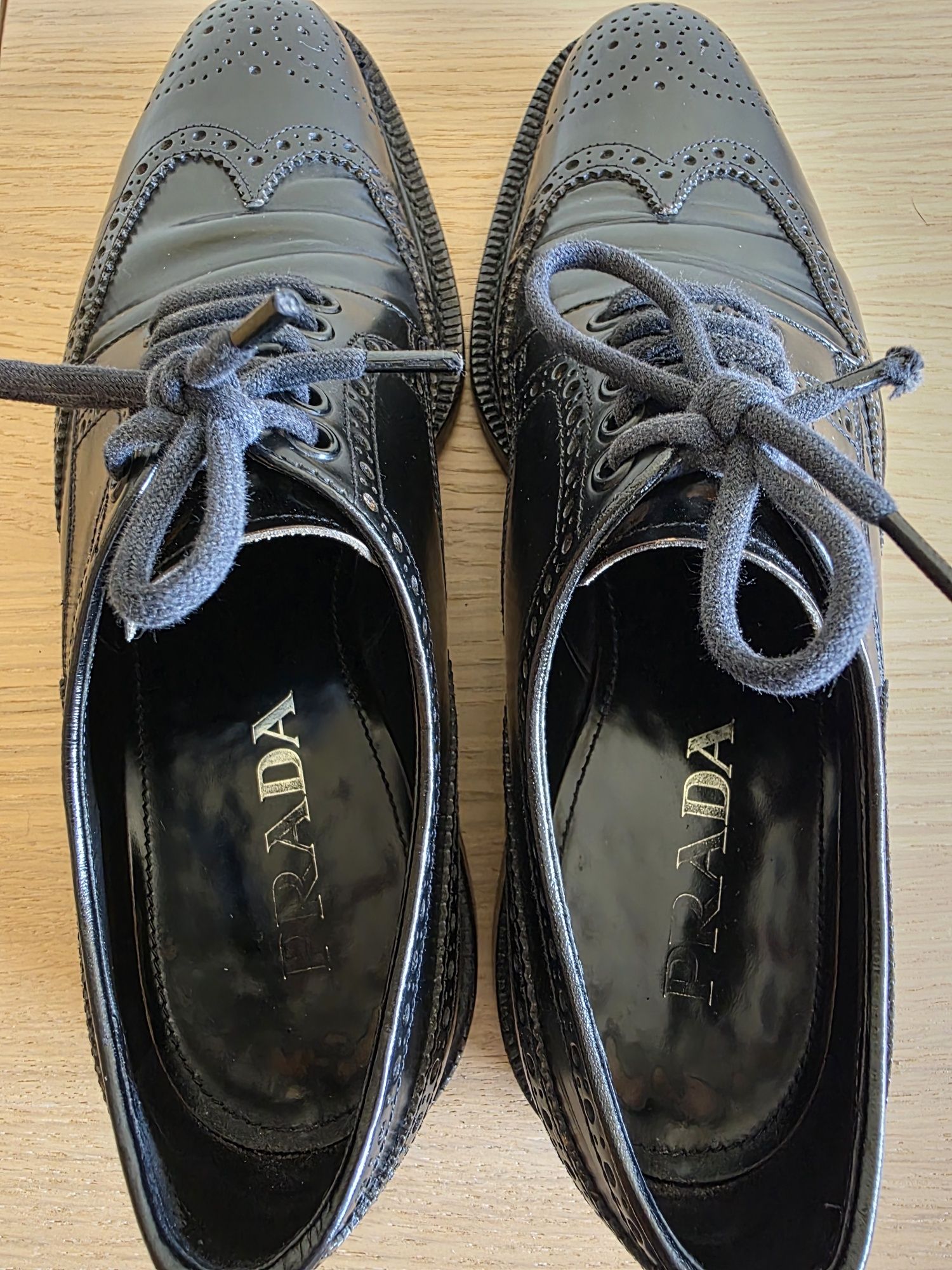 Sapatos Prada (número 41)