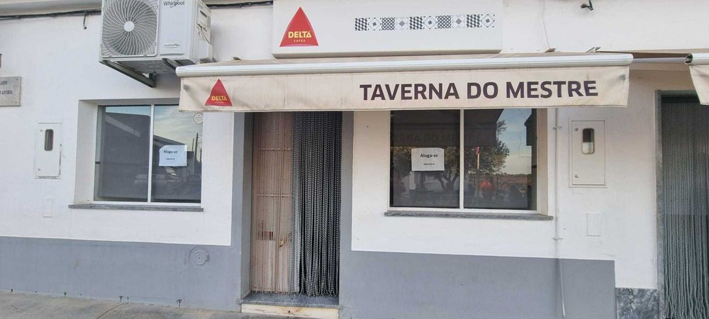 Arrenda-se café snack bar completamente equipado! Bom preço!