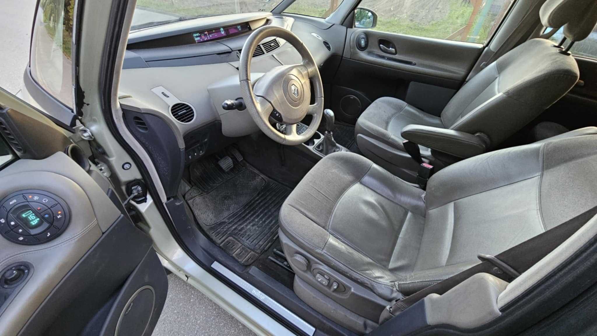 RENAULT ESPACE IV 3.0 DCi 180KM Automat -  Initiale  Paris