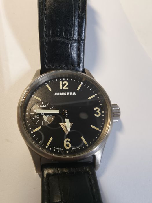 Vendo relógio junkers de corda manual de 44 mm de Titanium.