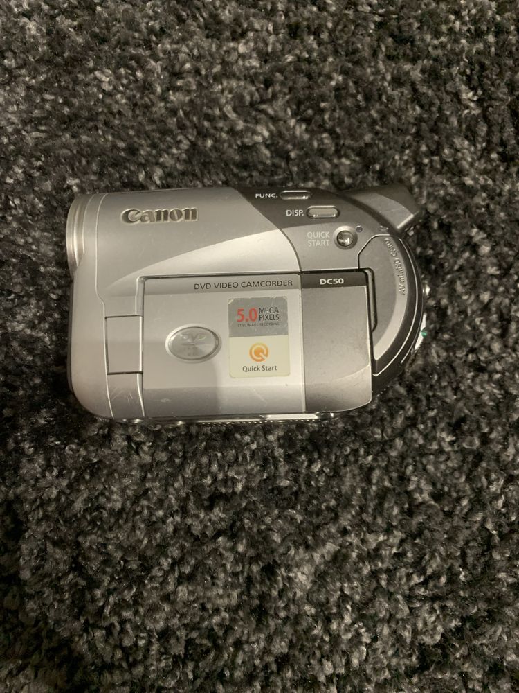 Камера Canon DC50