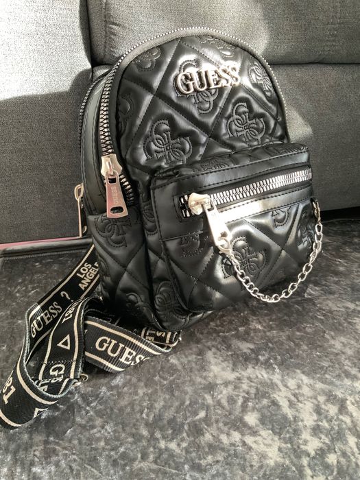 Plecak z łańcuchem