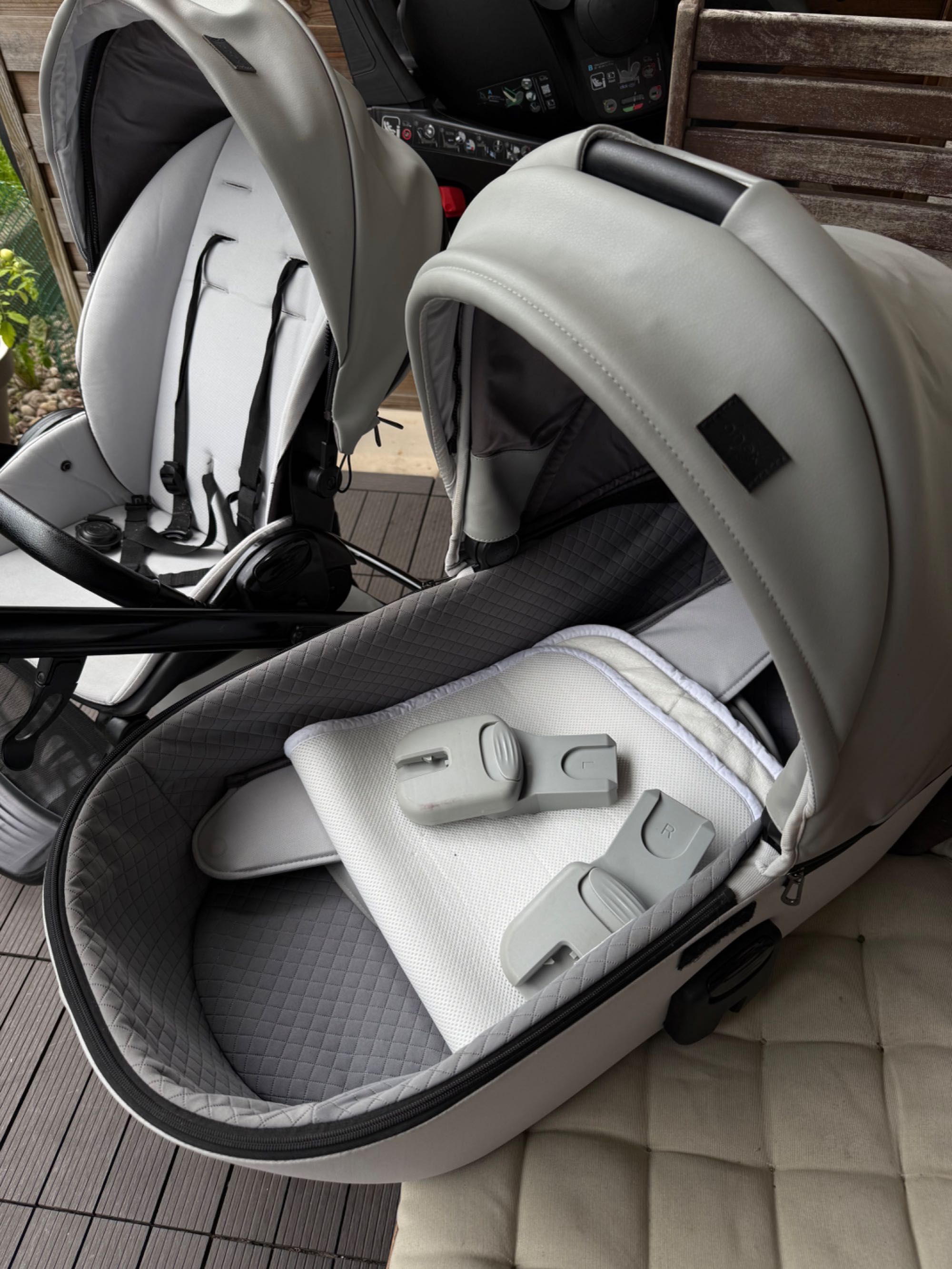 fotelik Britax-Romer Baby-Safe Pro razem z obrotowa baza Vario Base 5Z