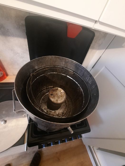 Topiarka parowa do wosku