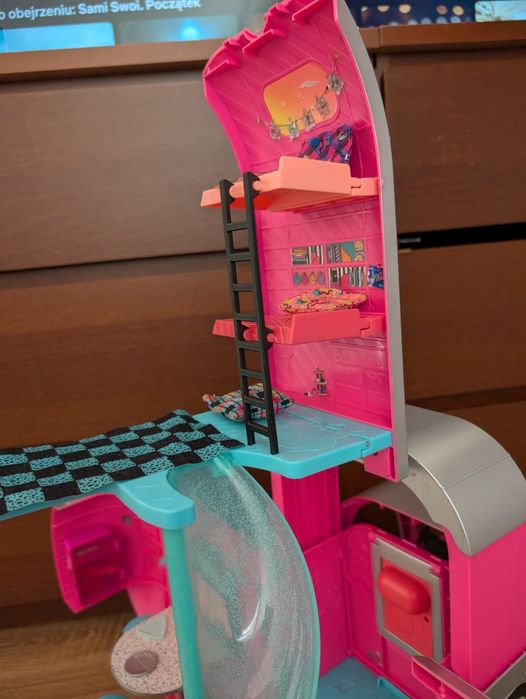 Camper LOL świeci trabi