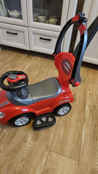 Jeździk z pchaczem dla dzieci 3w1