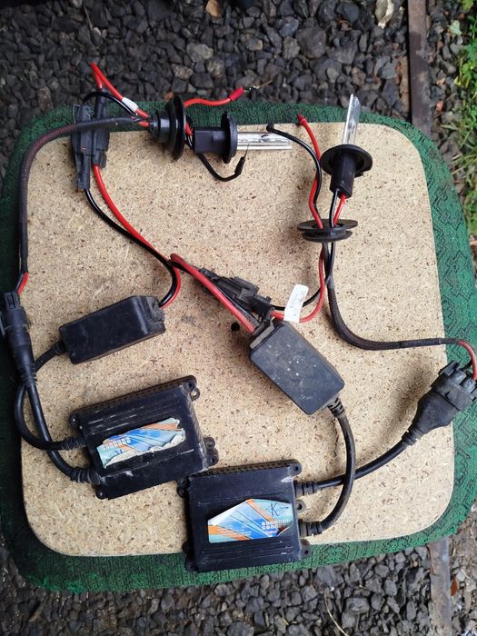 Ксенон лед лампи