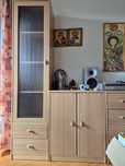Zestaw mebli jasny kolor meble salon szafa komoda