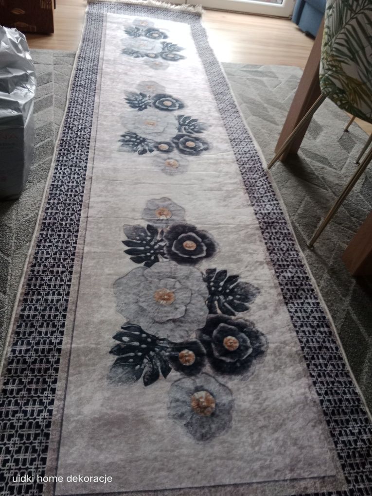 Chodnik 300x80cm Chanel marmur kwiaty antypoślizgowy