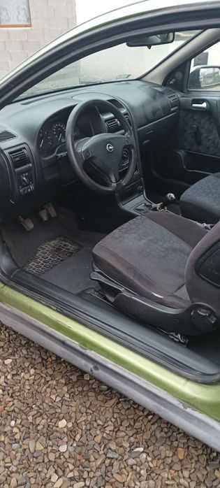 Опель Астра 1.2 купе