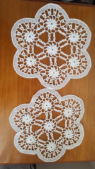 3 Naperons de Quarto.