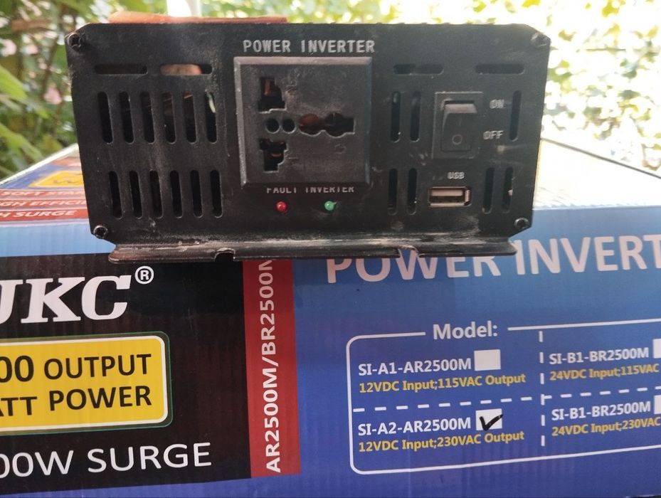 Инвертор 12в/220в 2500w