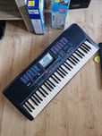 Yamaha Portatone PSR-220 Portable Keyboard