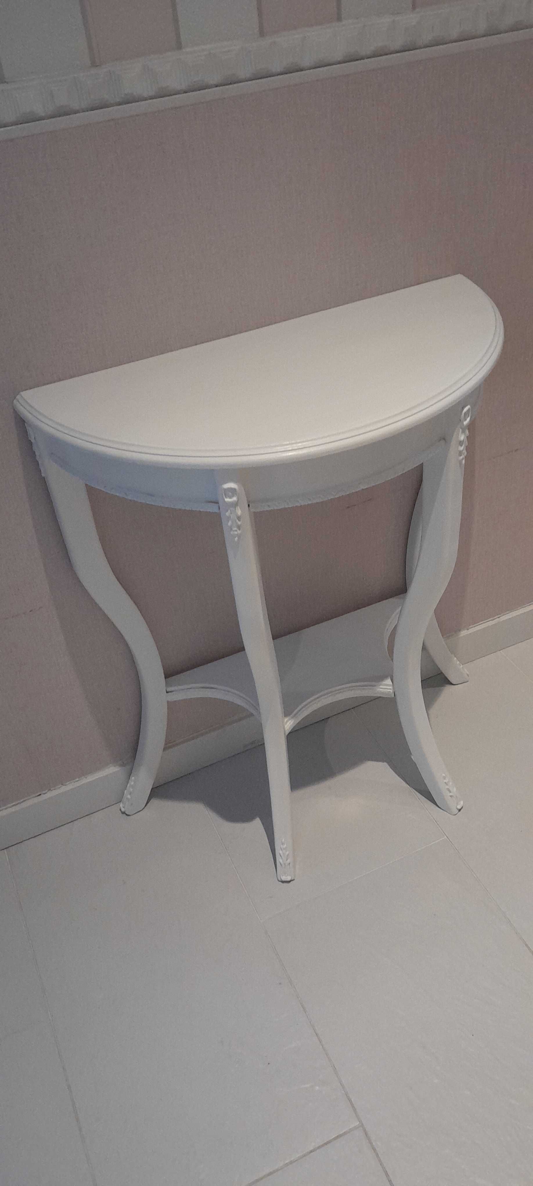 Mesa meia Lua antiga