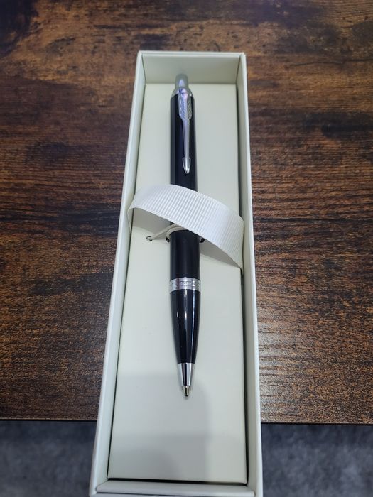Parker długopis IM core czarny z niebieskim wkładem
