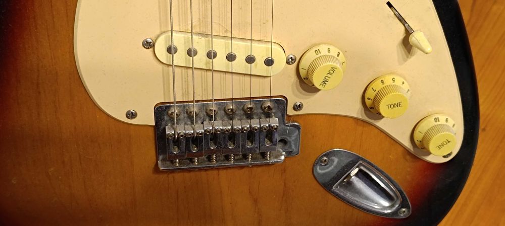 Gitara elektryczna Squier Stratocaster