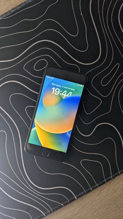 !!Майже Ідеал!! IPhone 8 (64gb)