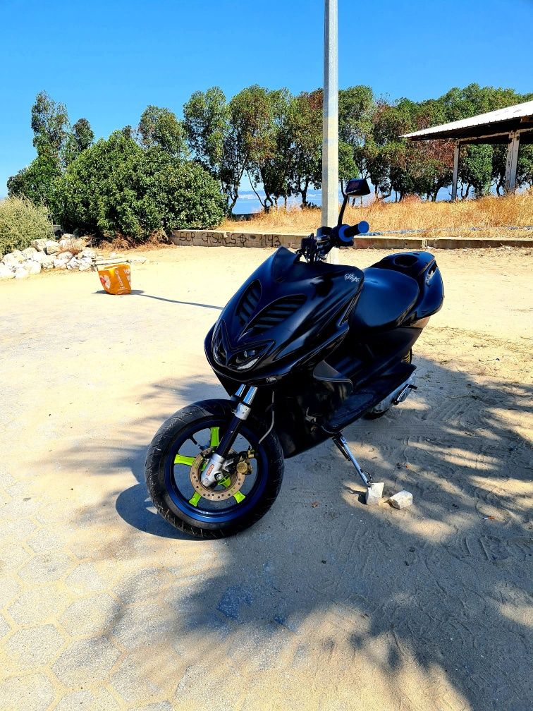 Vendo ou troco yamaha aerox 84 cc NEGOCIÁVEL