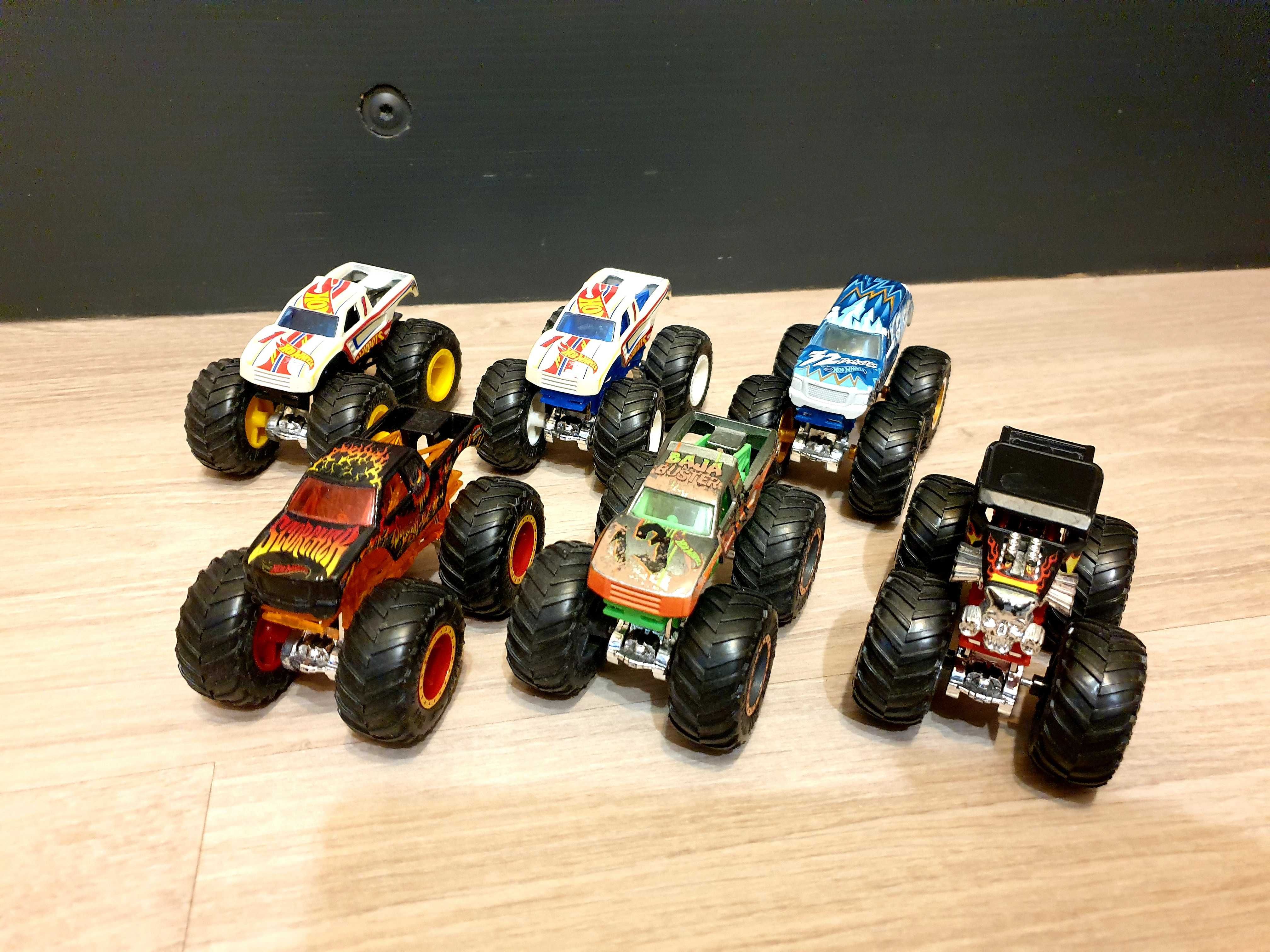 Hot Wheels Monster Truck Meganaczepa rampa zjeżdżalnia kaskaderski