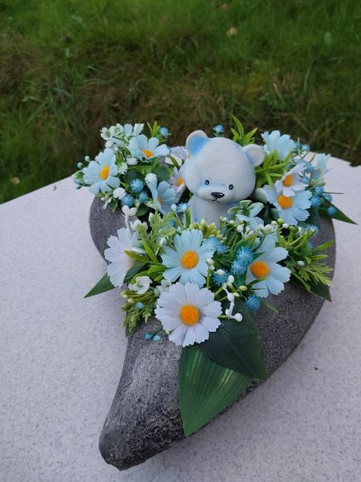 Stroik na grób dla dziecka stroik dla aniołka kompozycja z misiem