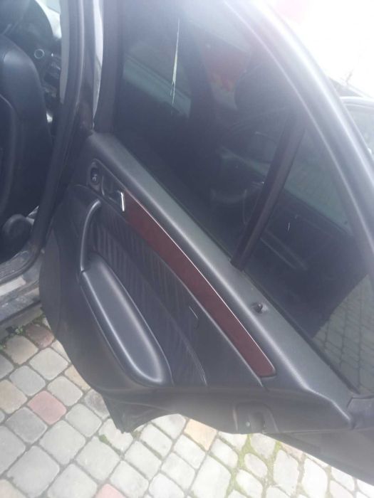 Продається автомобіль Mercedes-Benz