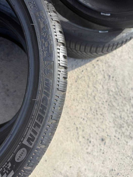Шини Б/У 255/35 R19 Michelin
