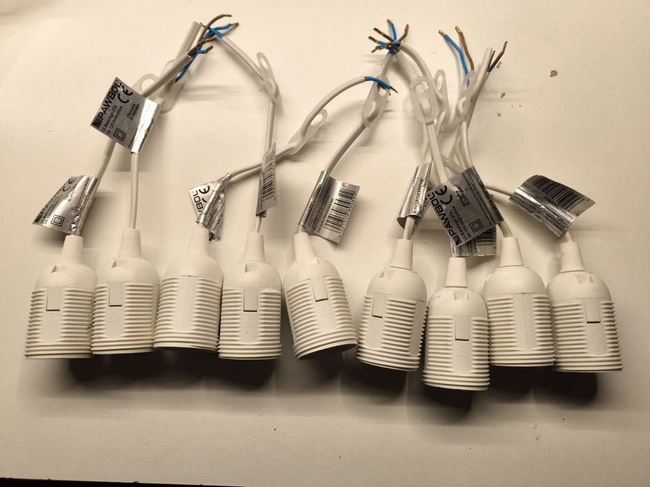 Oprawki E27 Pawbol z przewodem i wieszakiem