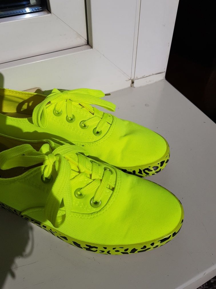 Buty trampki dziewczęce,  kobiece 39