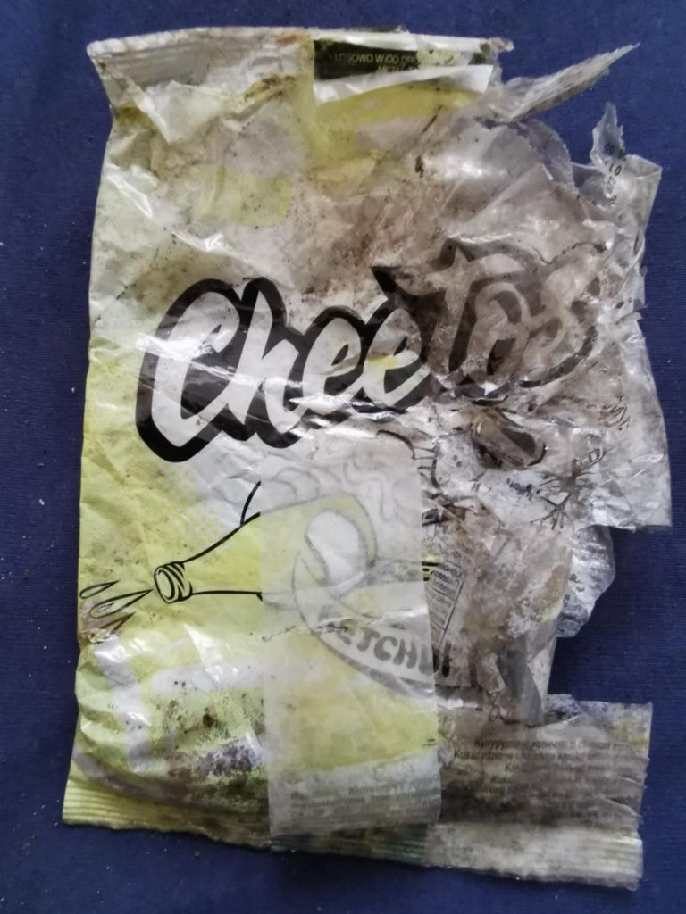 Opakowanie po Cheetos z 2004 roku z kolekcji Yu-Gi-Oh! Meta