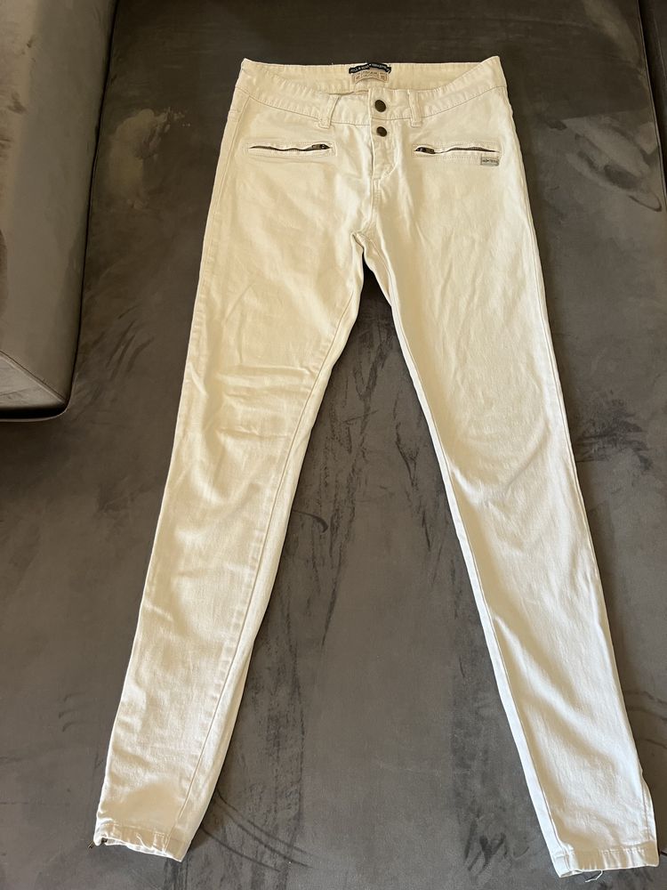 Calças skinny brancas