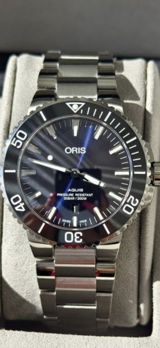 Годинник Швейц. Oris Aquis Date