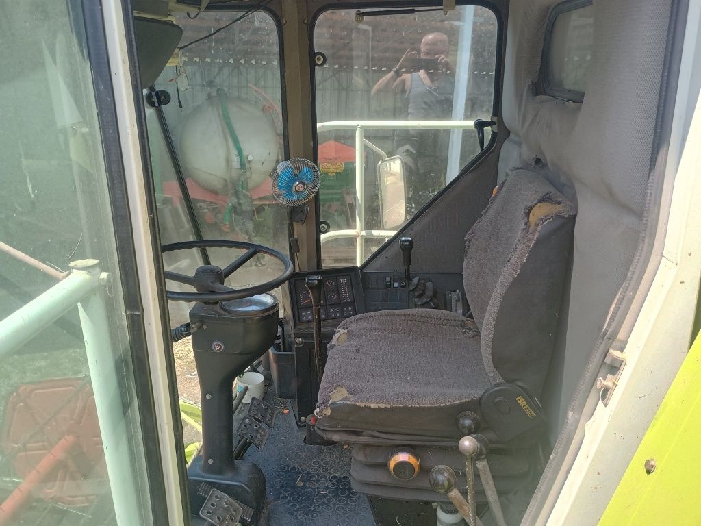 Claas Dominator 98