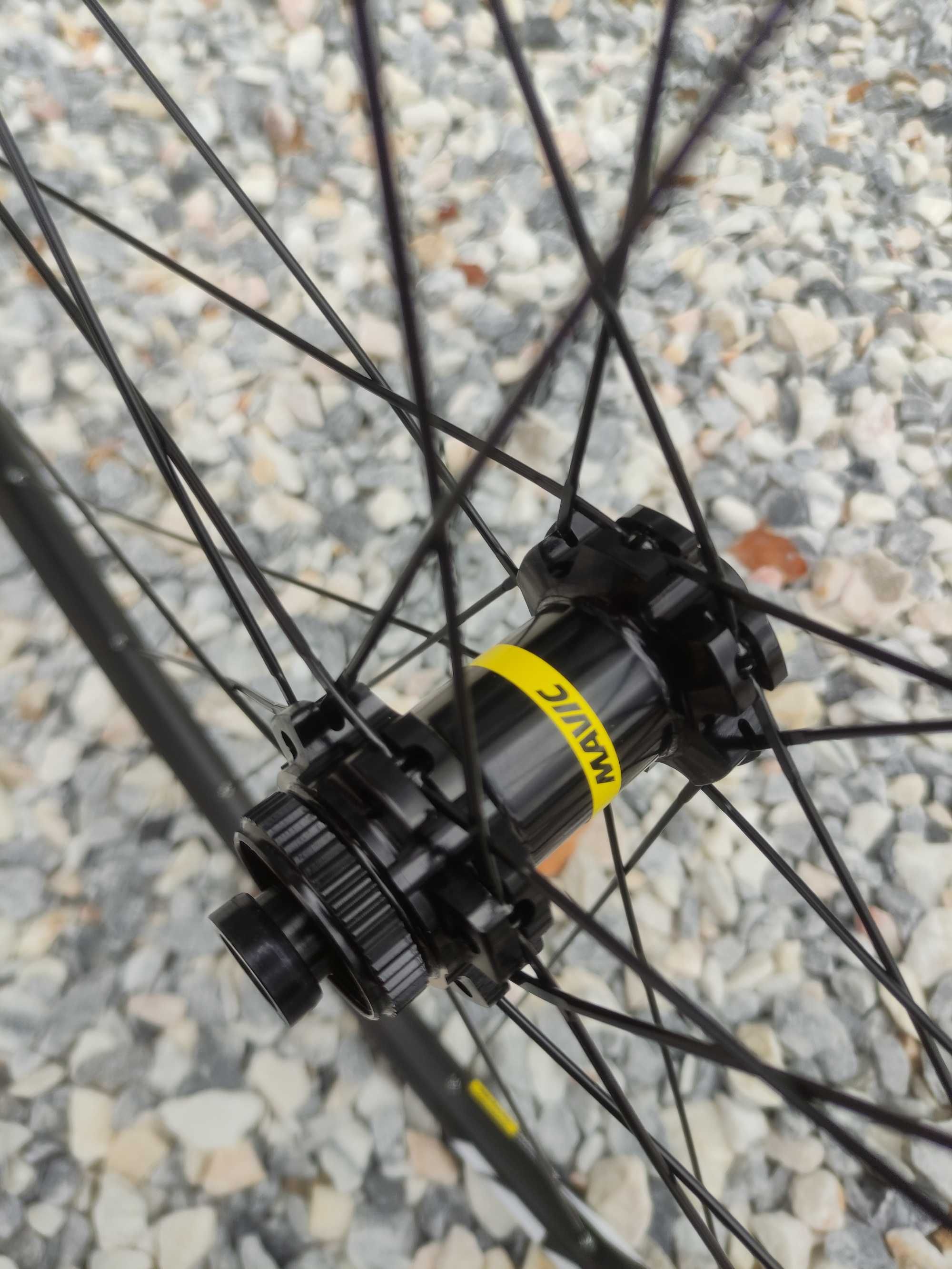 Rodas Mavic Aksium Disc