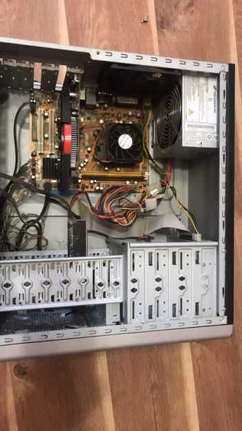 Надійний комп'ютер зі складовими частинами відомих виробників.