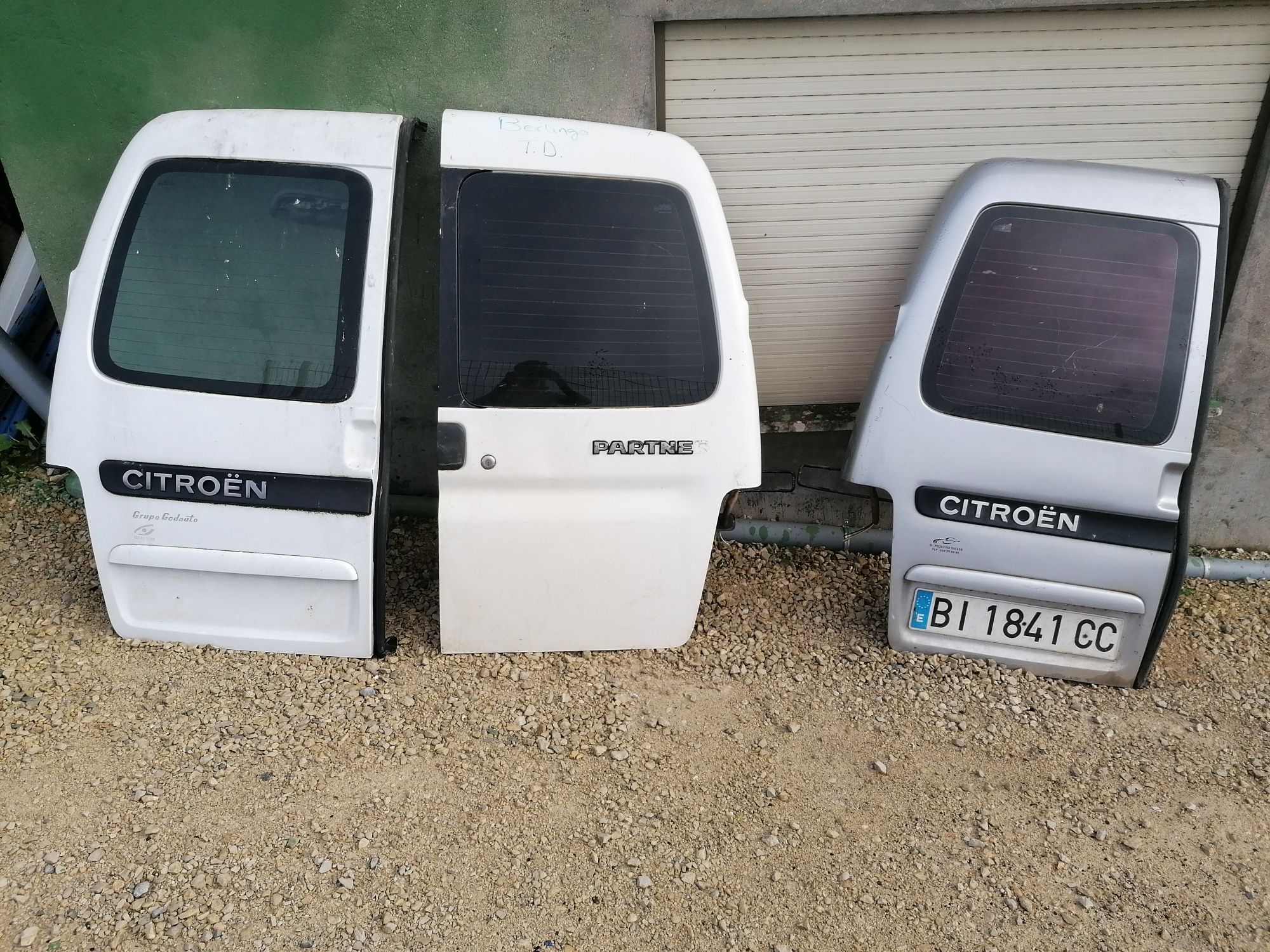Porta traseira Citroën berlingo e peugeot partner 1997 a 2008