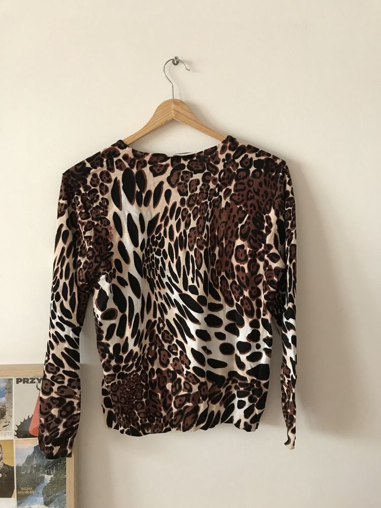 Sweter pantera / motyw / wzór zwierzęcy
