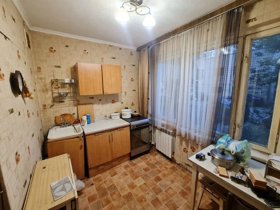 Продам 3 кім.квартиру, Оболонський пр.33-а, 62,1м², суміжно-окремі