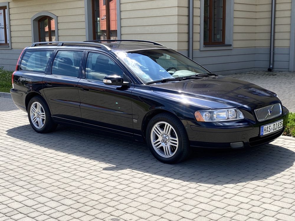 VOLVO V70 2006r. Lift 2.4Diesel 185KM, doinwestowane, Zadbane z 1 ręki