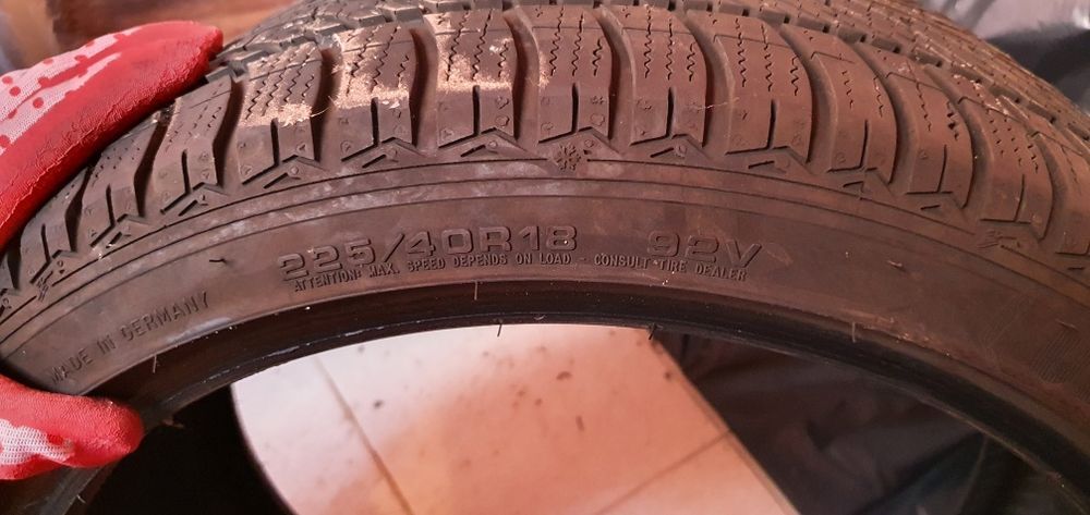 Dois Pneus, good year e Pirelli