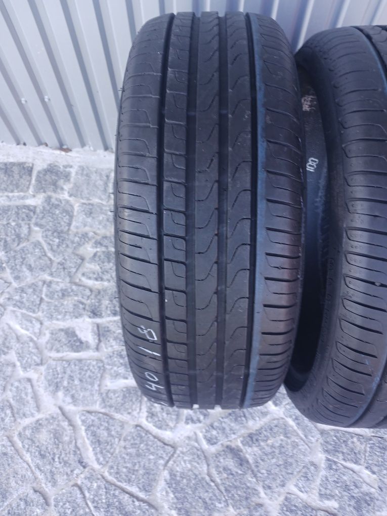 Vendo pneus semi-novos 205/40/18 Pirelli