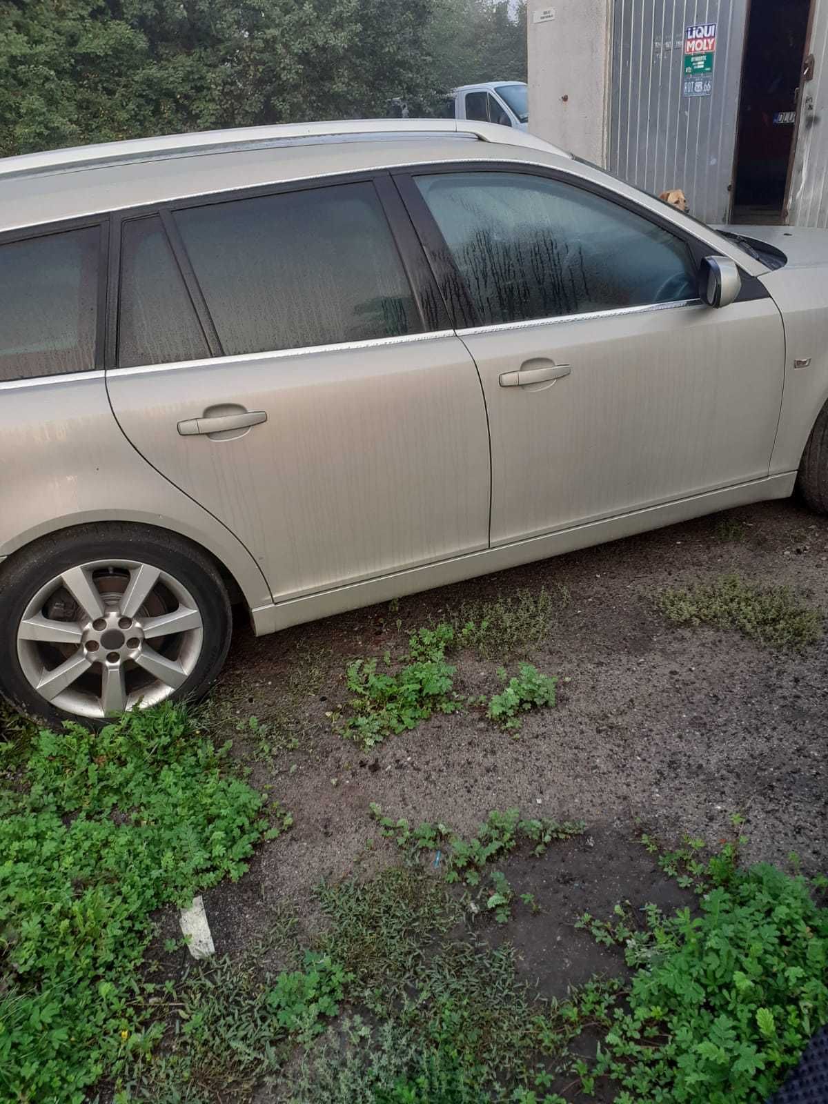 cadilak combi. uszkodzony silnik
