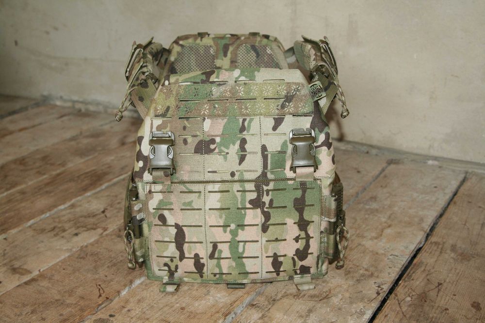 Плитоноска для спецпідрозділів